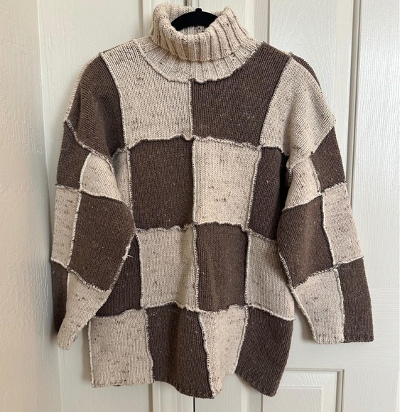 Vintage 525 America USA Checkerboard Patchwork Turtleneck Sweater Brown/Cream